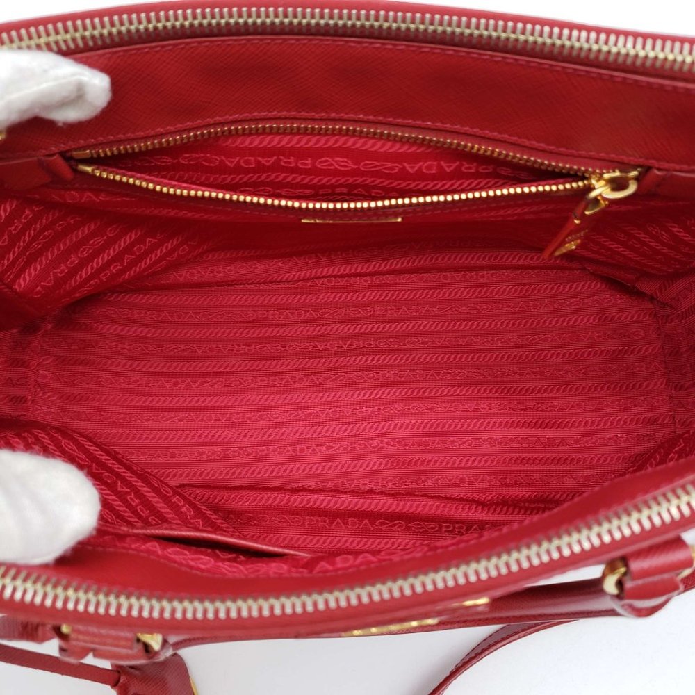 100% Authentic Prada Saffiano Small Red Shoulder Bag - Picture 13 of 16